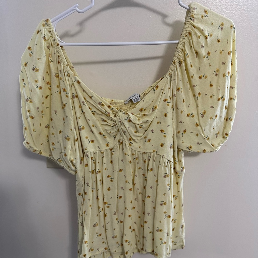 American Eagle Pale Yellow Floral Top